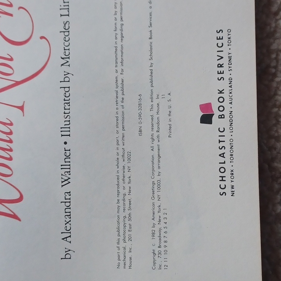 Strawberry Shortcake and the Winter That Would Not End book. 1980's - Picture 3 of 5